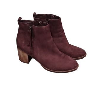 Blondo nova water proof boots maroon size 10